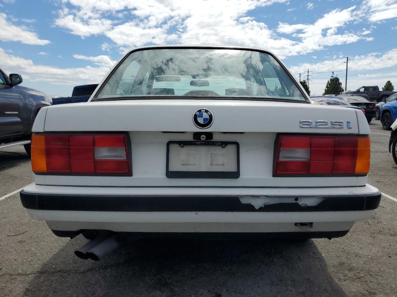 1989 BMW 325 I Automatic VIN: WBAAD2308K8848967 Lot: 82097665