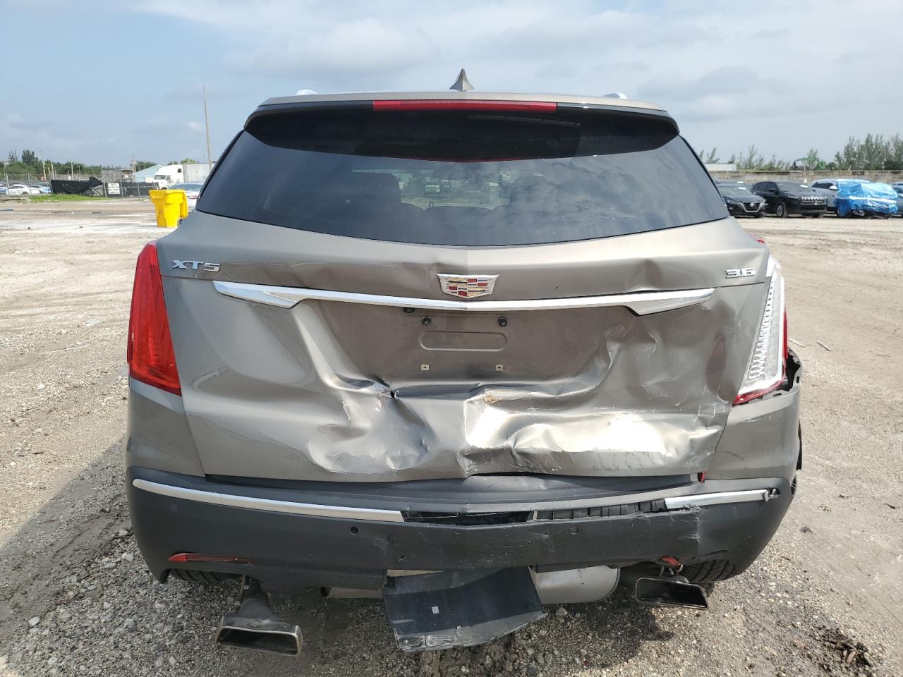 2017 Cadillac Xt5 Luxury VIN: 1GYKNBRS9HZ313348 Lot: 71478155