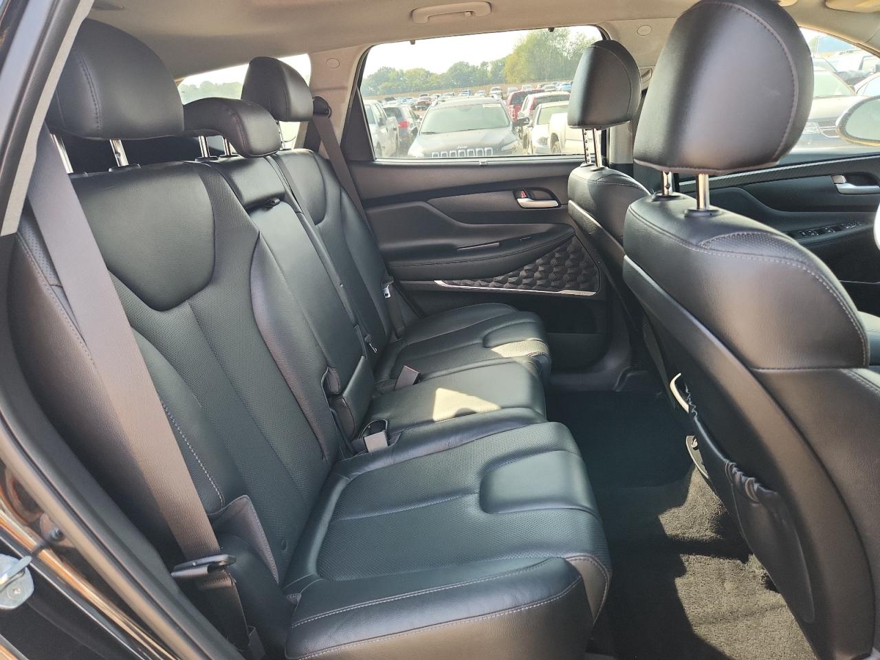 2020 Hyundai Santa Fe Sel VIN: 5NMS33AA5LH298381 Lot: 83947625