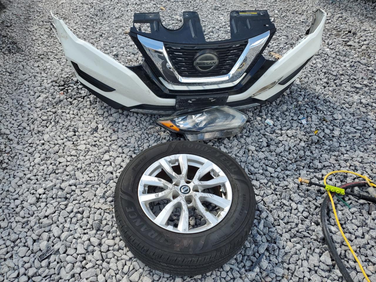 2018 Nissan Rogue S VIN: KNMAT2MT0JP518517 Lot: 84269725