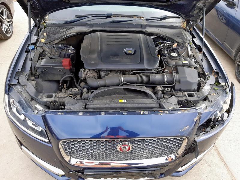 2017 JAGUAR XF PORTFOLIO D AWD AUTO 