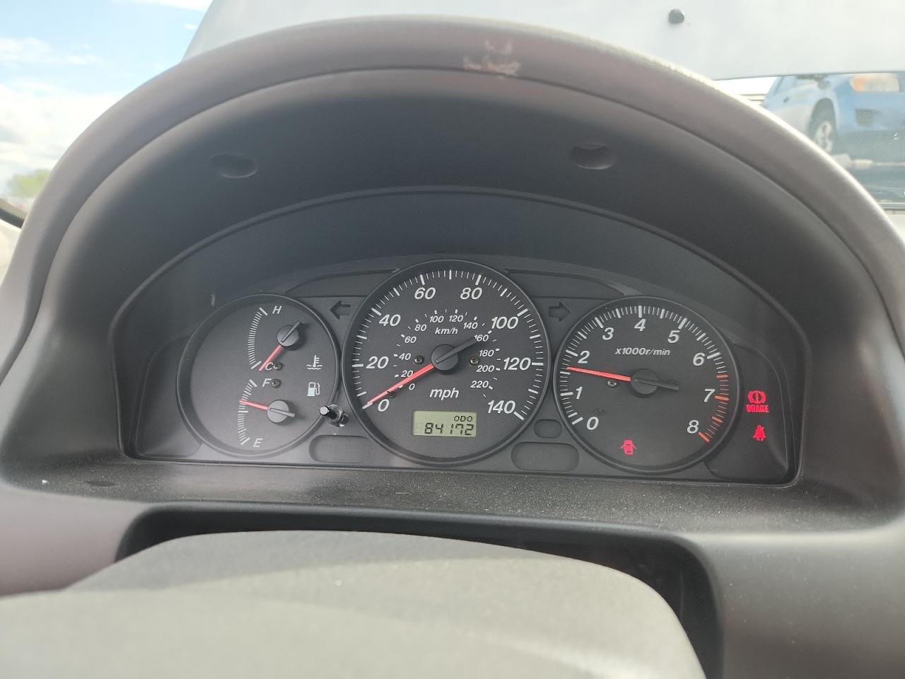 2000 Mazda Protege Dx VIN: JM1BJ2226Y0241394 Lot: 84044025