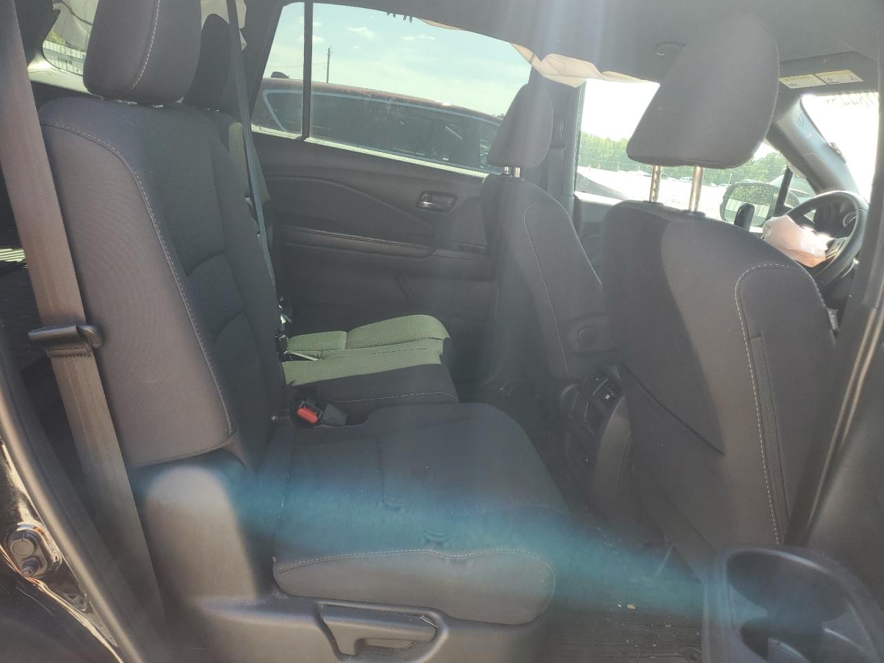 2020 Honda Passport Sport VIN: 5FNYF7H29LB004201 Lot: 81818445