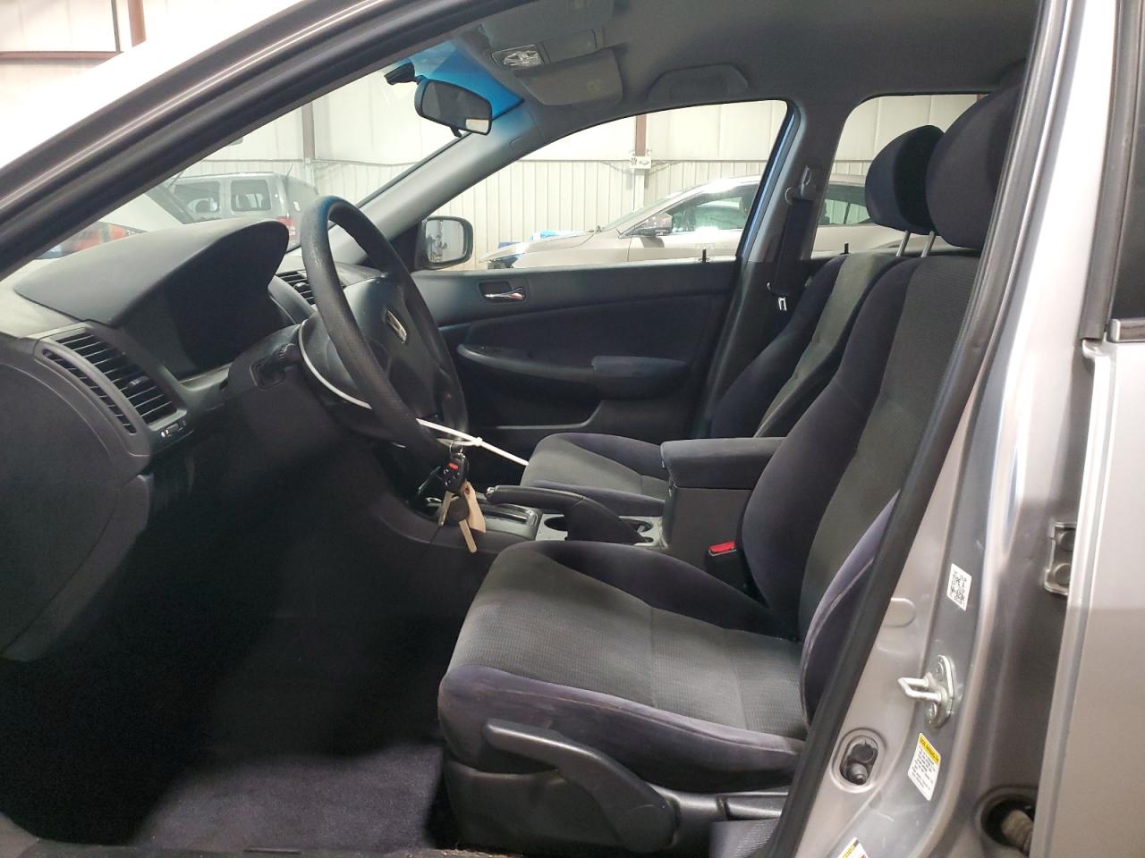 2005 Honda Accord Lx VIN: JHMCM564X5C000181 Lot: 84000095