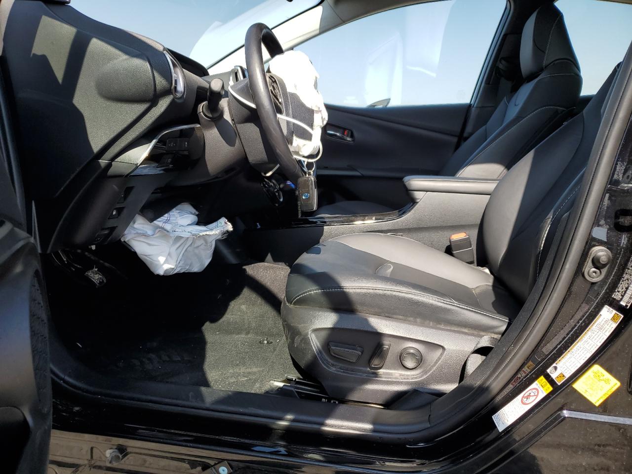 2020 Toyota Prius Prime Le VIN: JTDKARFP0L3144231 Lot: 84733965