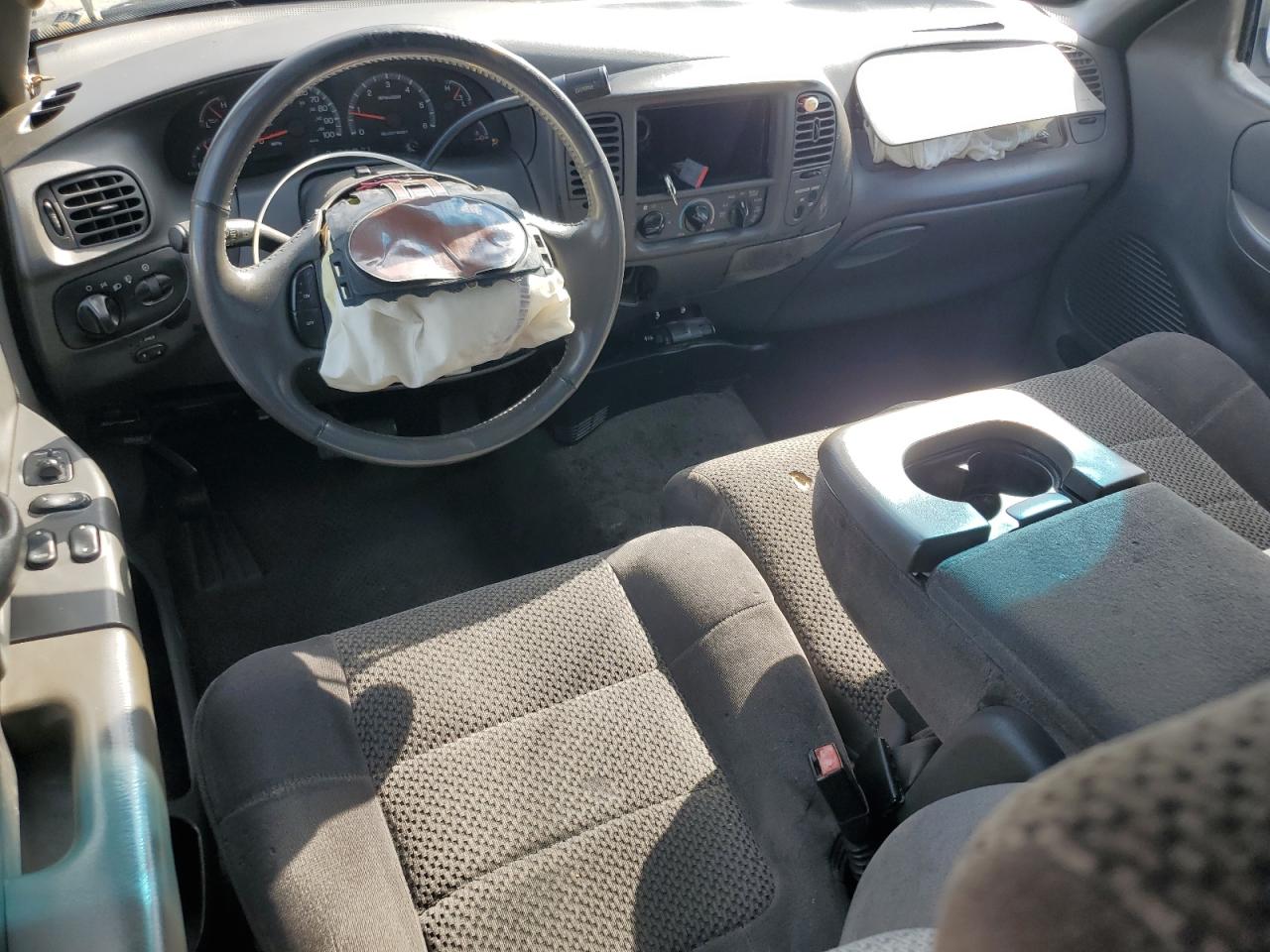 2002 Ford F150 VIN: 1FTRX18L82NA57088 Lot: 72046995