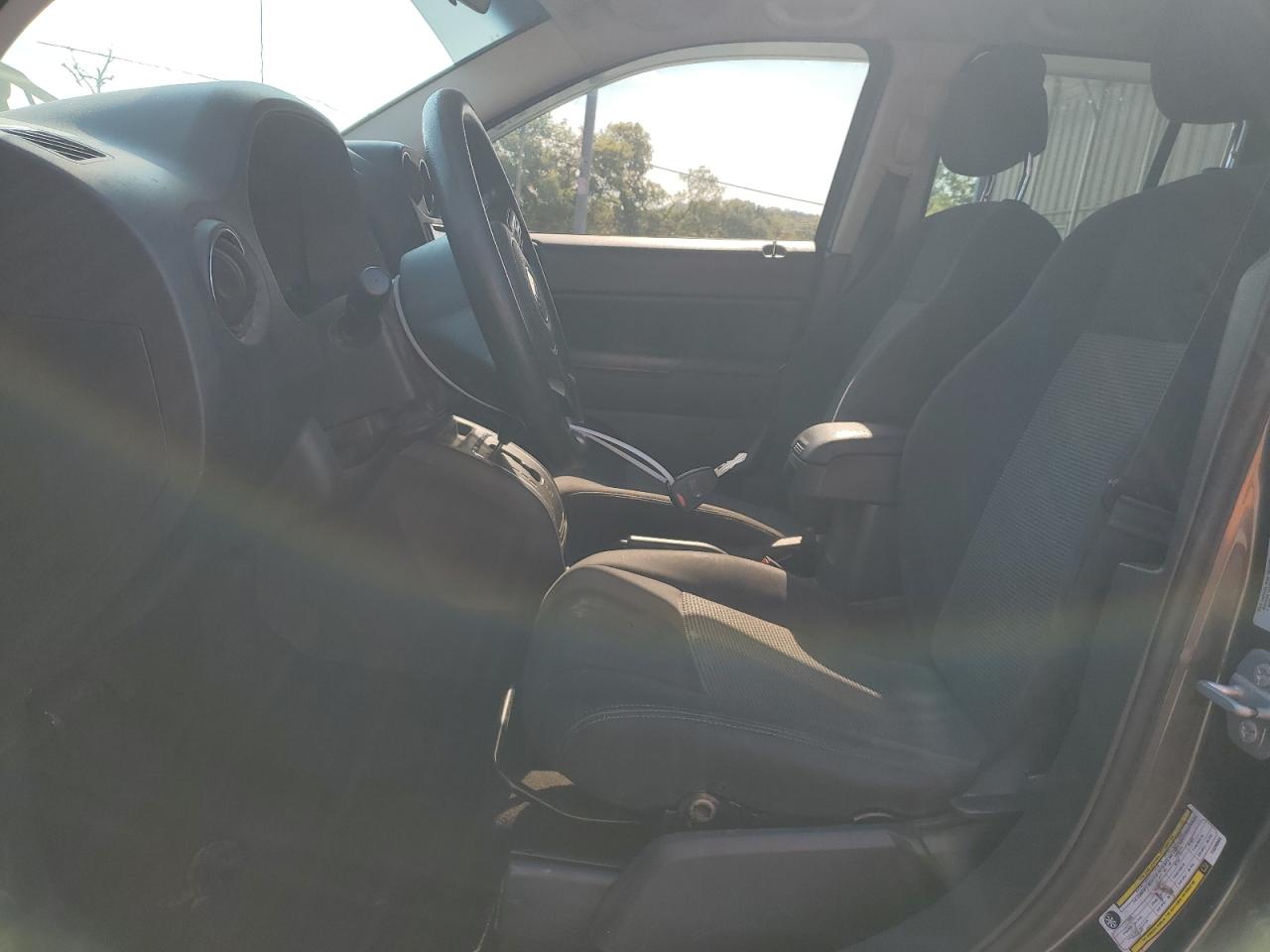 2015 Jeep Compass Sport VIN: 1C4NJCBA6FD208864 Lot: 71126065