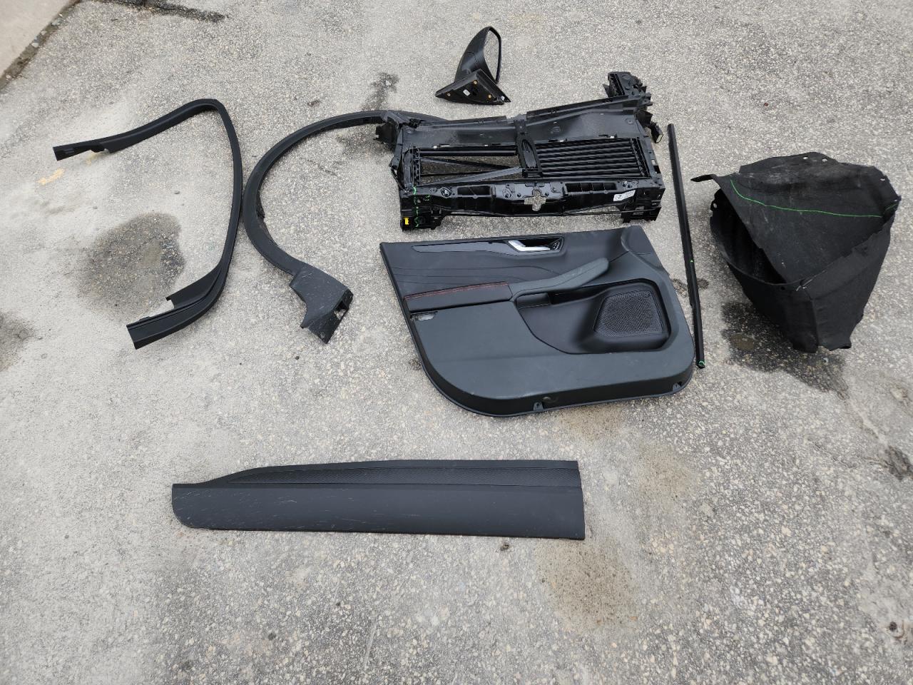 2025 Ford Escape St Line Select VIN: 1FMCU9NZ5SUB25032 Lot: 80790745