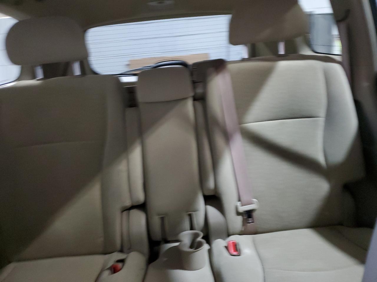 2011 Toyota Highlander Base VIN: 5TDBK3EH5BS079460 Lot: 81057285