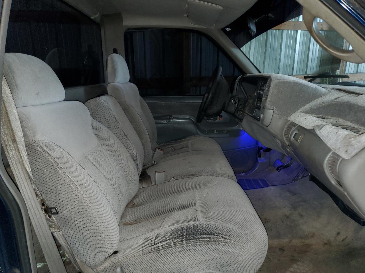 1996 Chevrolet Gmt-400 C1500 VIN: 1GCEC14M1TZ103511 Lot: 81310755