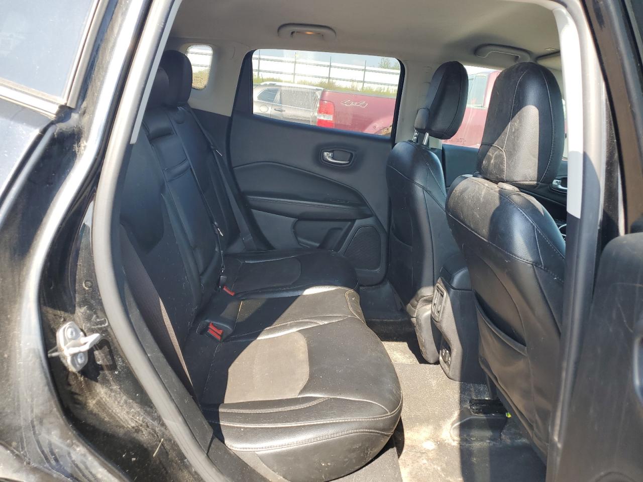 2018 Jeep Compass Latitude VIN: 3C4NJDBB3JT404181 Lot: 81199425