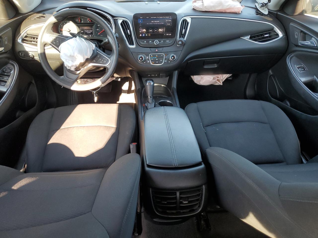 2019 Chevrolet Malibu Lt VIN: 1G1ZD5ST9KF212050 Lot: 81664425