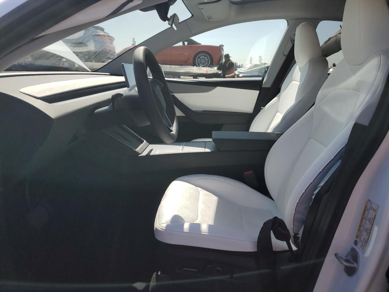 2026 Tesla Model Y VIN: 7SAYGDED1TF396692 Lot: 80906855