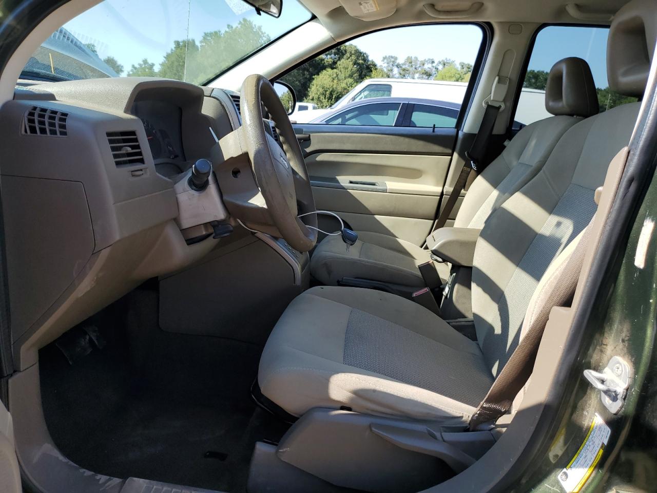 2007 Jeep Compass VIN: 1J8FT47W27D315204 Lot: 80205875