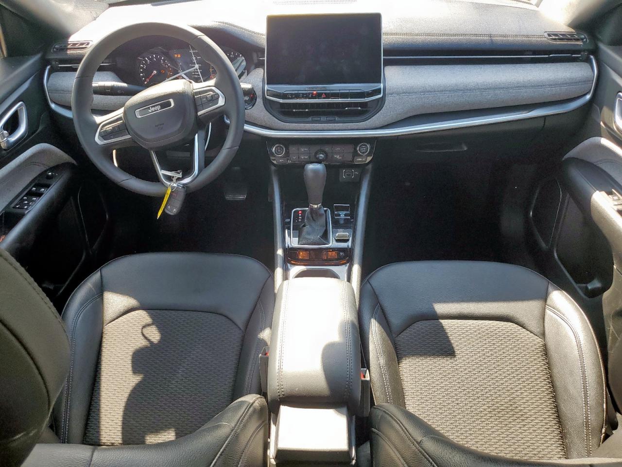 2024 Jeep Compass Latitude VIN: 3C4NJDBN0RT152847 Lot: 81885975