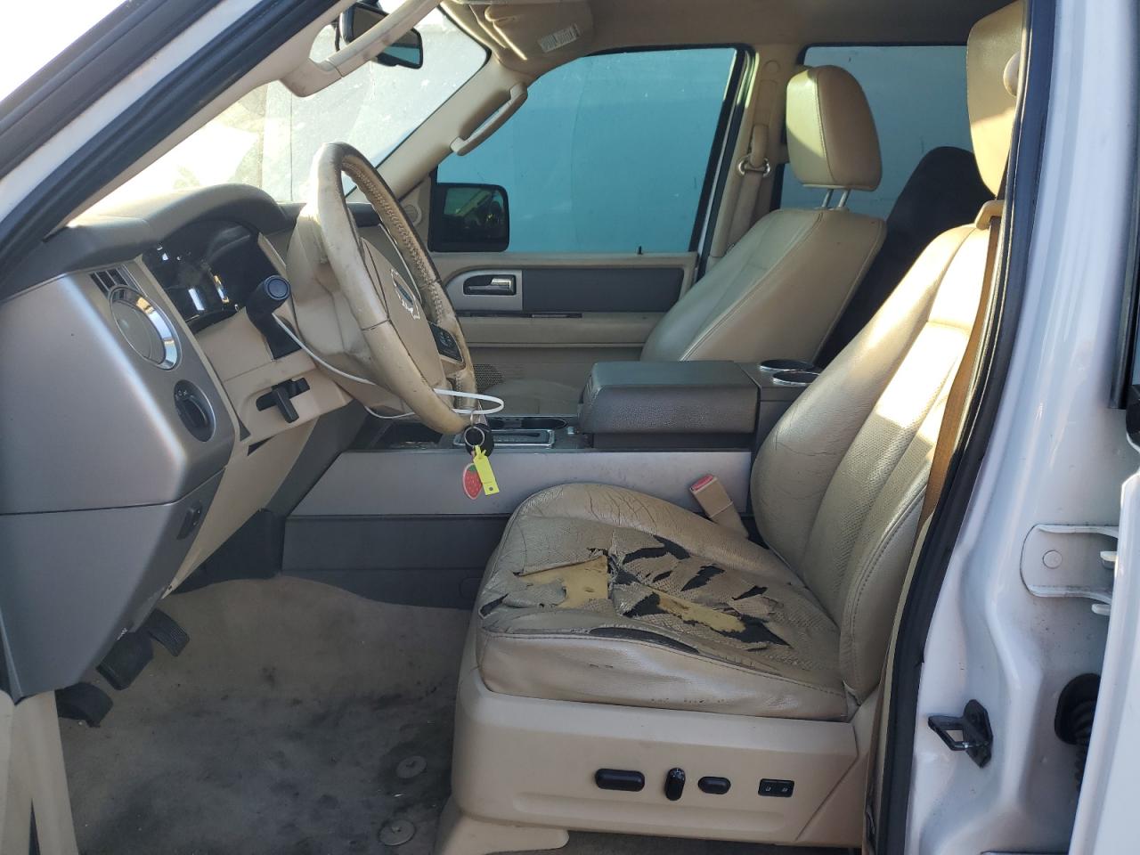 2011 Ford Expedition Xlt VIN: 1FMJU1H52BEF09734 Lot: 70784195