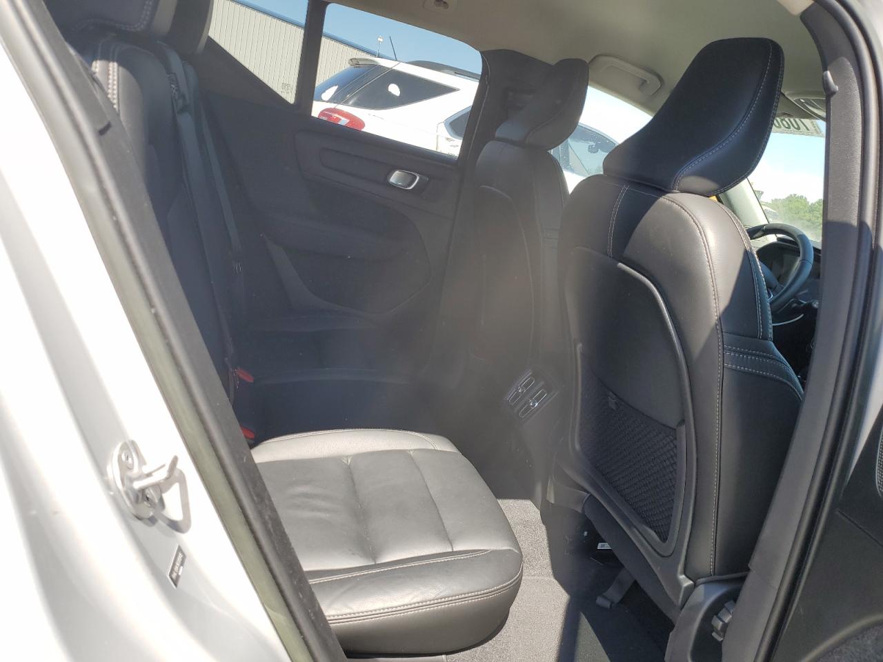 2024 Volvo Xc40 Core VIN: YV4L12UK1R2202815 Lot: 70803815