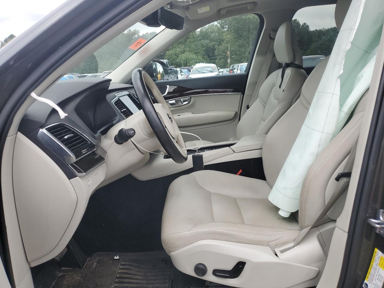 2018 Volvo Xc90 T5 VIN: YV4102PK5J1382266 Lot: 83794905