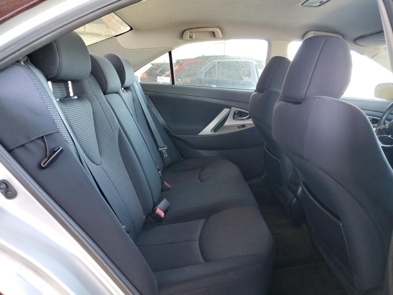 2010 Toyota Camry Base VIN: 4T1BF3EK2AU008738 Lot: 71587005