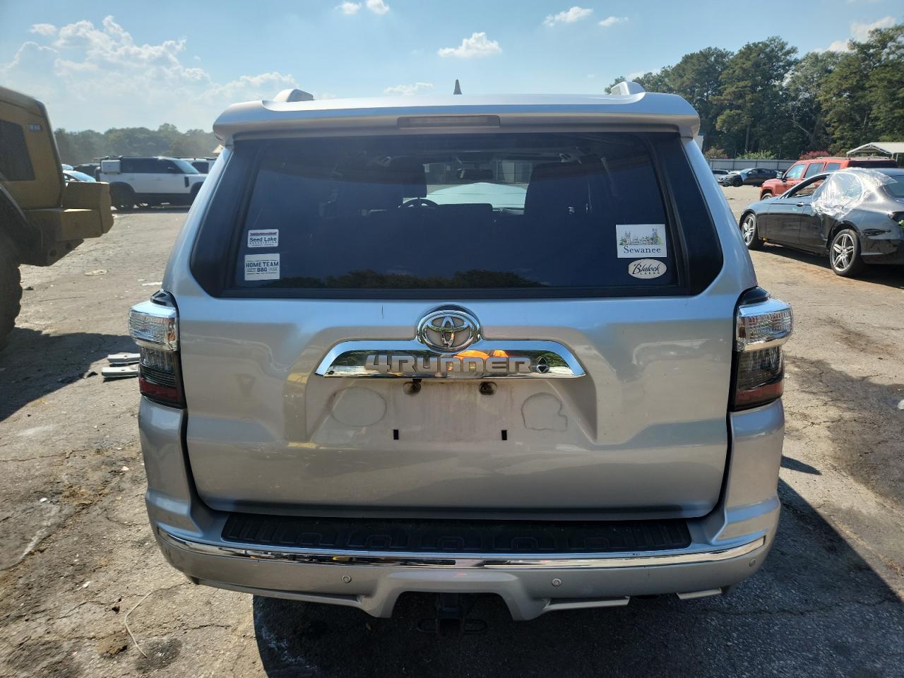 2015 Toyota 4Runner Sr5/Sr5 Premium VIN: JTEBU5JR8F5240637 Lot: 81138365