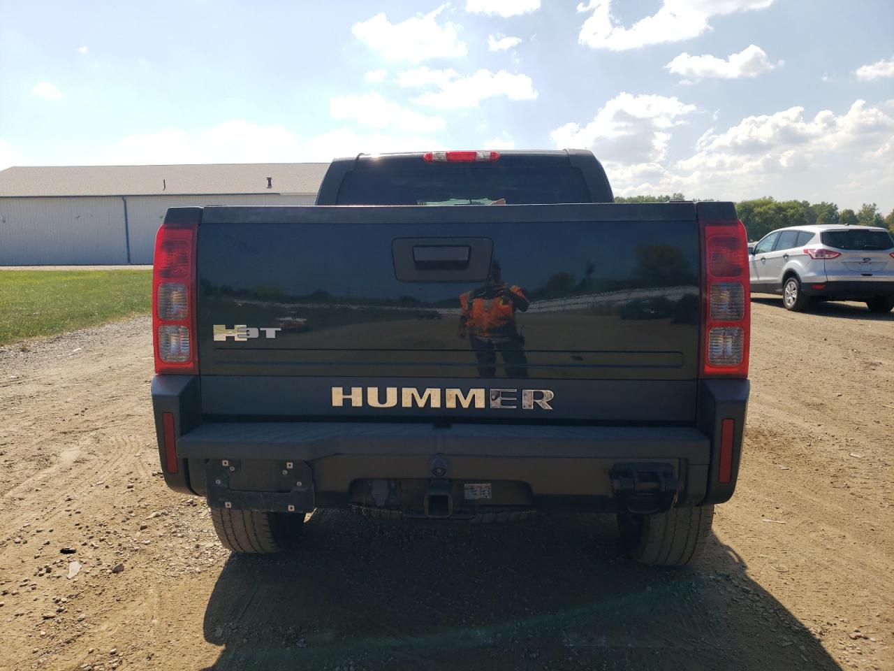 2009 Hummer H3T VIN: 5GNEN13E498122606 Lot: 81313835