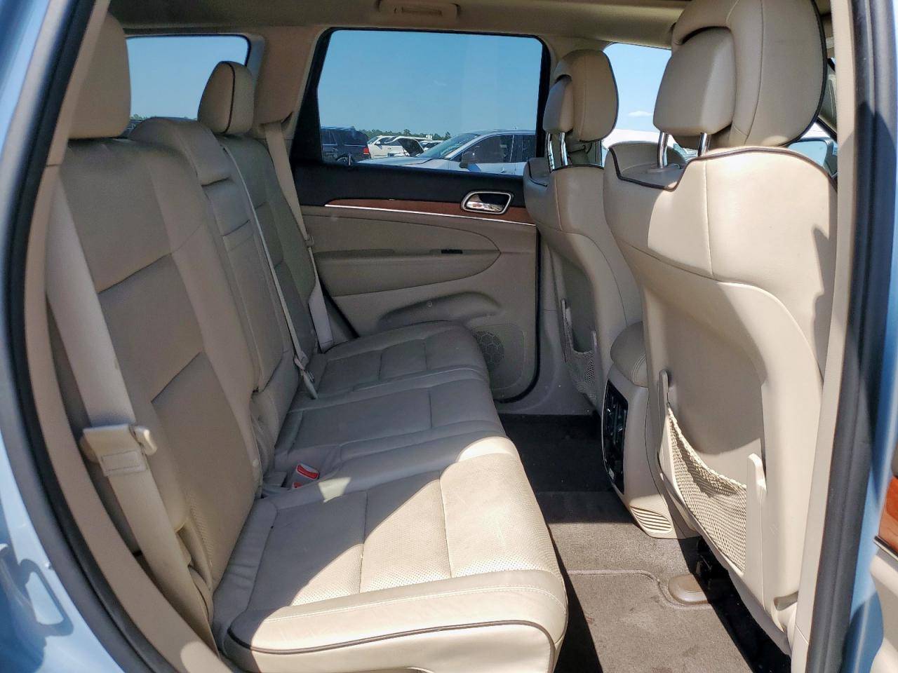 2012 Jeep Grand Cherokee Overland VIN: 1C4RJECT8CC277716 Lot: 80339575