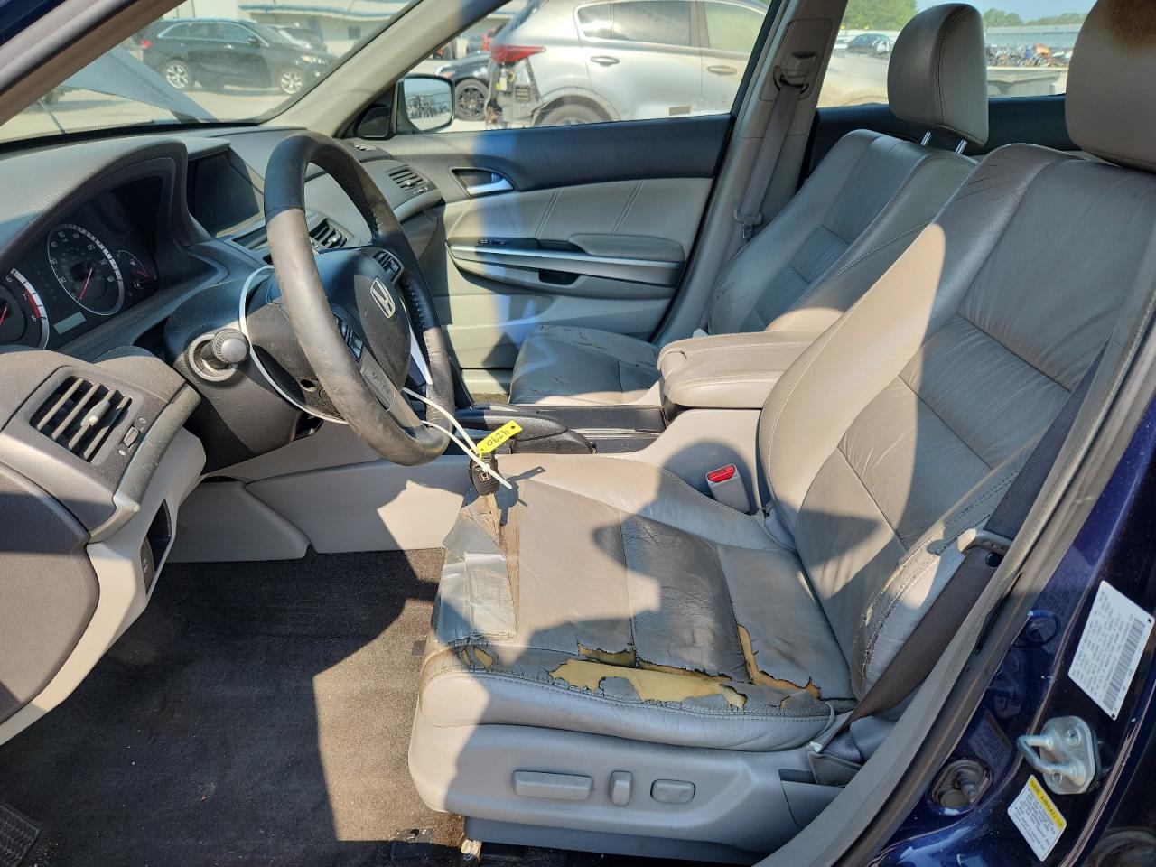 2009 Honda Accord Exl VIN: 1HGCP36889A013143 Lot: 80893075