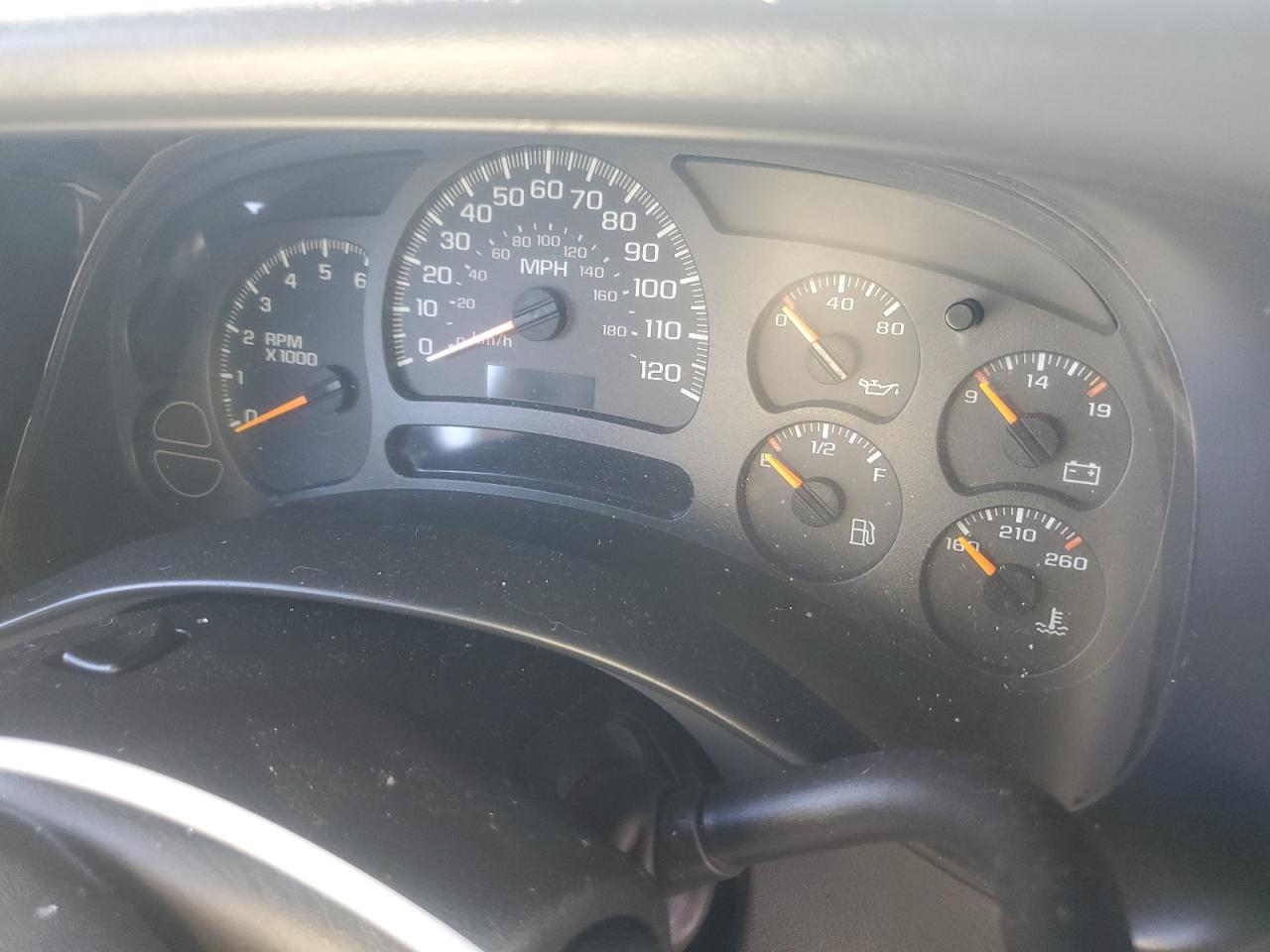 2003 Chevrolet Tahoe K1500 VIN: 1GNEK13Z13R135334 Lot: 81595775