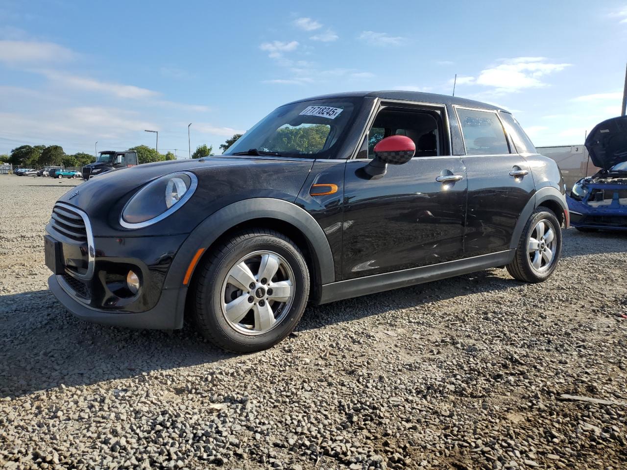 Vehicle photo