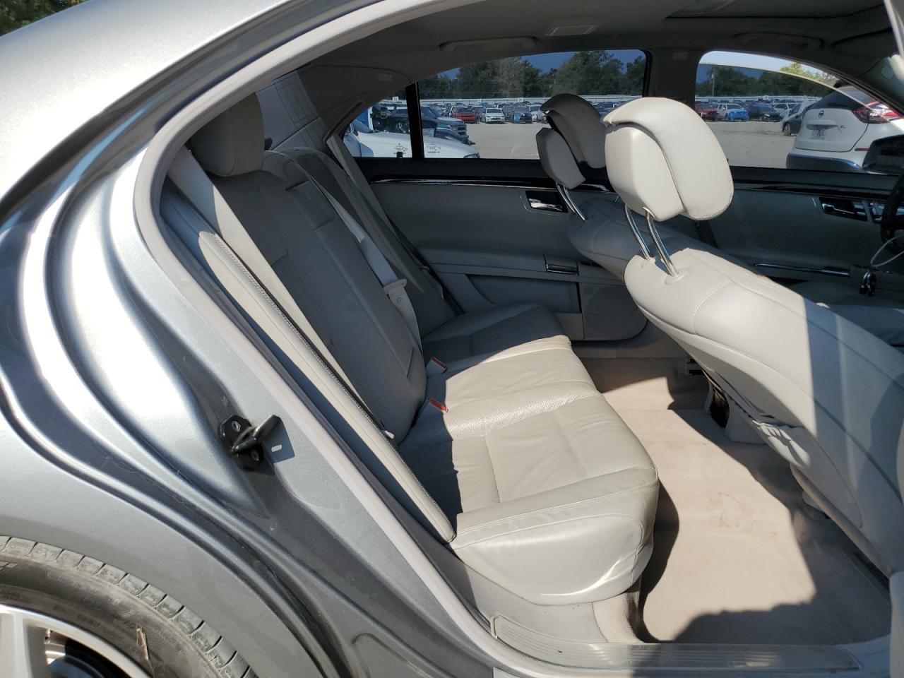 2010 Mercedes-Benz S 550 VIN: WDDNG7BB7AA333788 Lot: 81293925