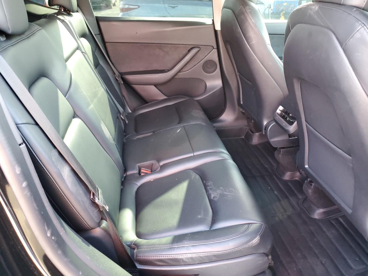 2022 Tesla Model Y VIN: 7SAYGAEE0NF493974 Lot: 84981275