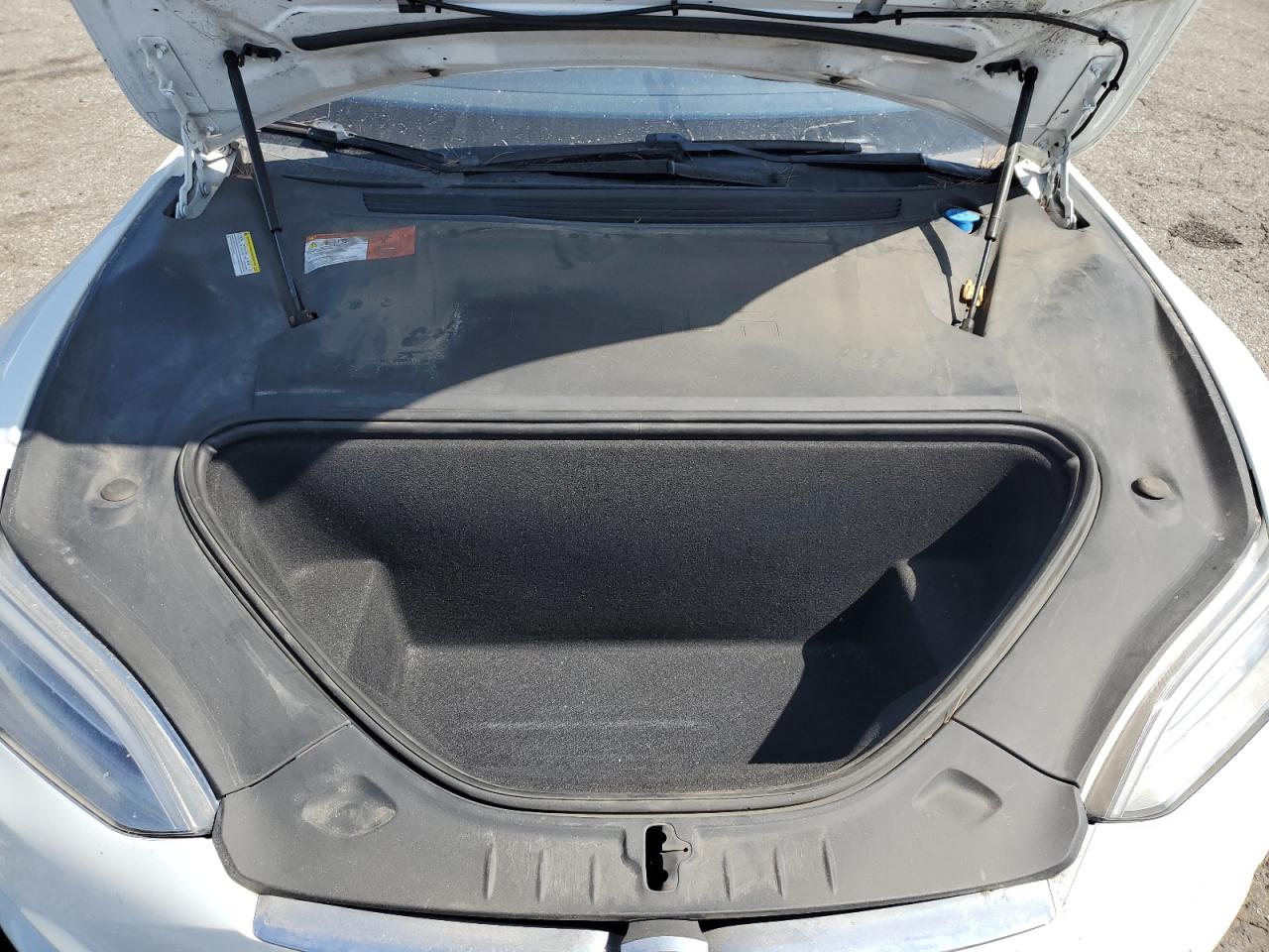 2016 Tesla Model S VIN: 5YJSA1E15GF159699 Lot: 84067695