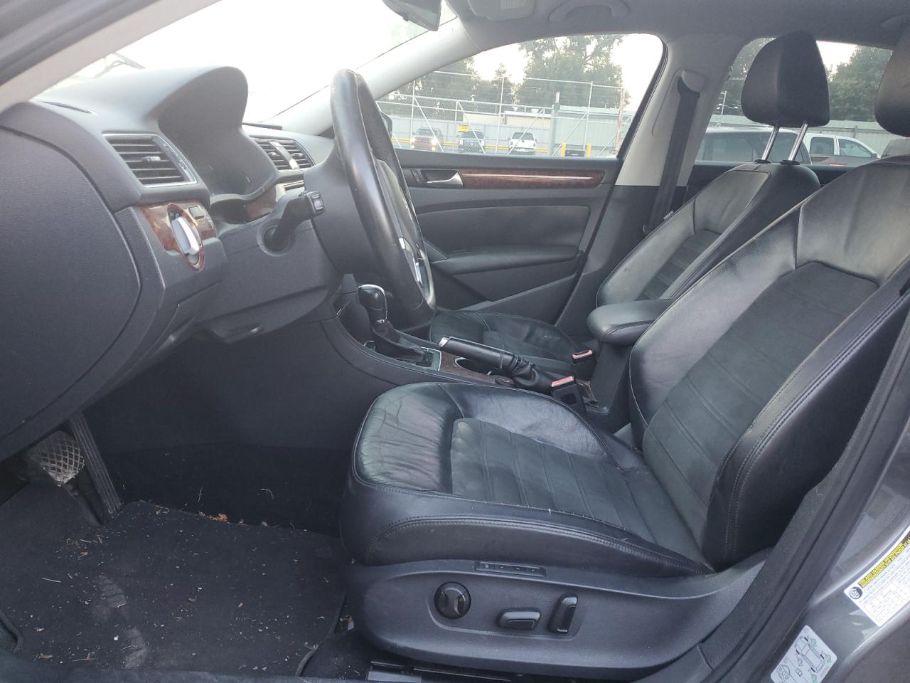 2013 Volkswagen Passat Sel VIN: 1VWCN7A33DC069430 Lot: 80822425