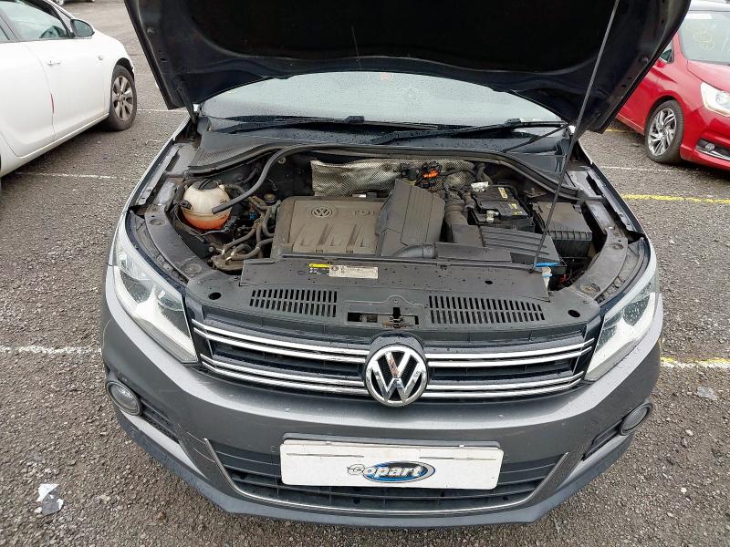 2013 VOLKSWAGEN TIGUAN SE TDI BLUE TECH 4 