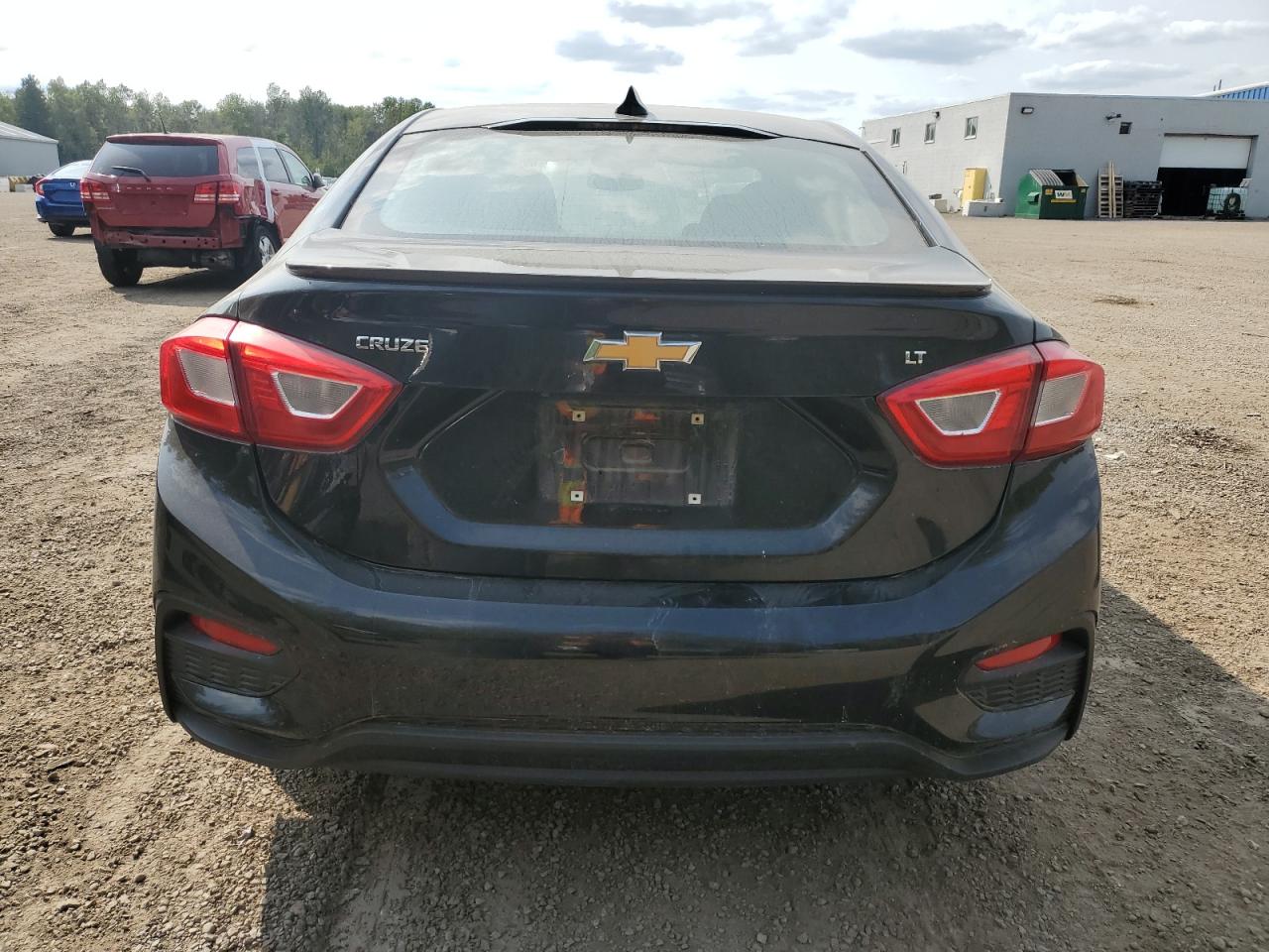 2018 Chevrolet Cruze Lt VIN: 1G1BE5SM5J7202826 Lot: 69839455