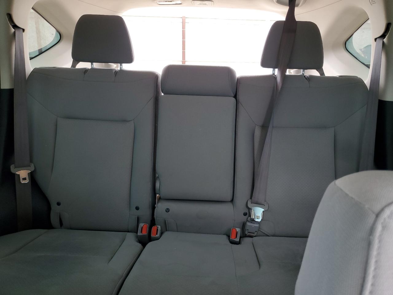 2015 Honda Cr-V Lx VIN: 2HKRM3H36FH555333 Lot: 81281135