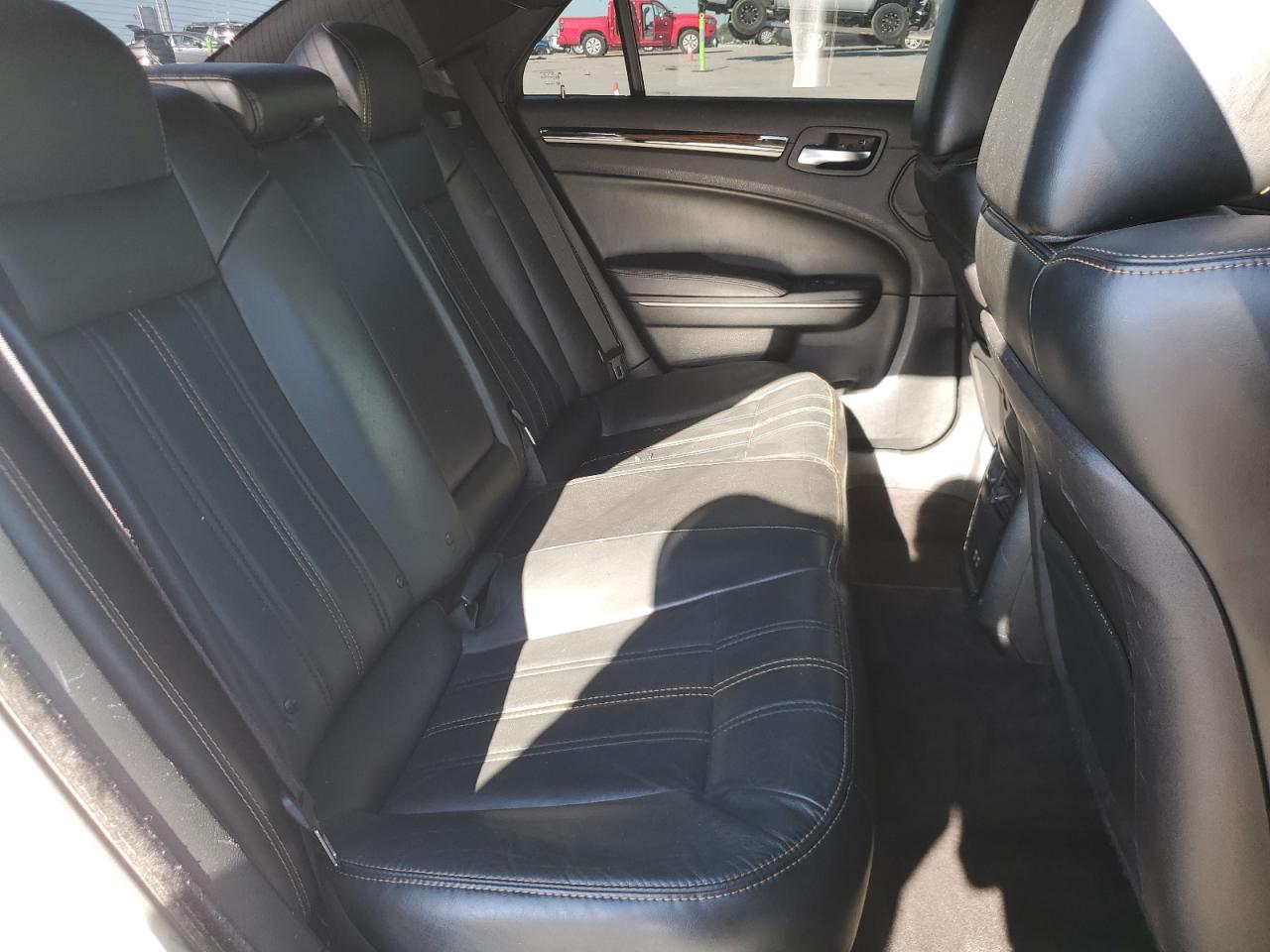 2016 Chrysler 300 S VIN: 2C3CCABG8GH269801 Lot: 84192105