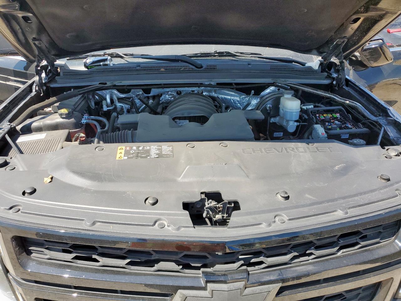 2018 Chevrolet Tahoe C1500 Lt VIN: 1GNSCBKC0JR352440 Lot: 80700185