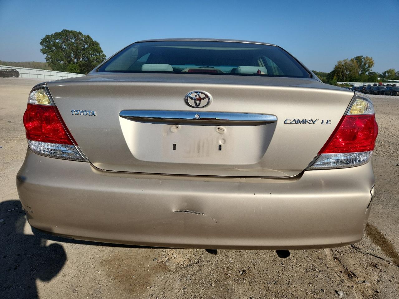 2005 Toyota Camry Le VIN: 4T1BE32K65U084136 Lot: 83857055