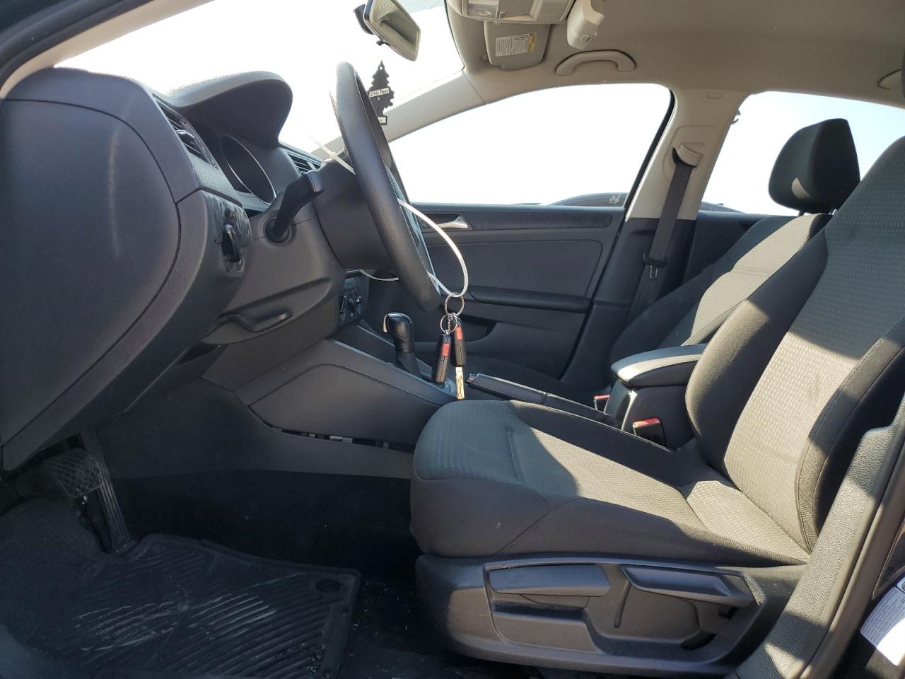 2015 Volkswagen Jetta Base VIN: 3VW2K7AJ2FM427685 Lot: 69817175