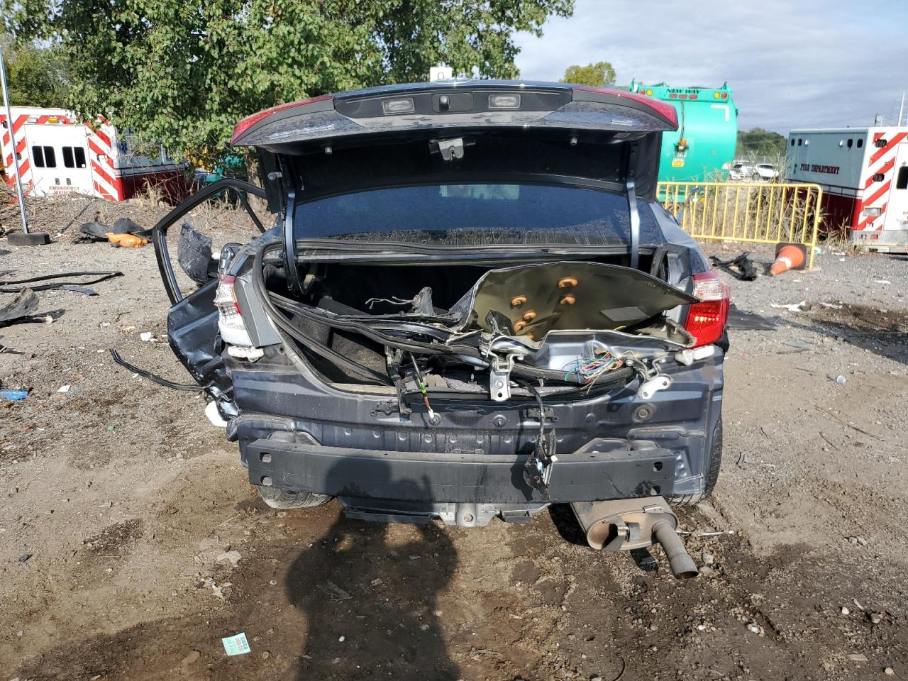 2018 Toyota Corolla L VIN: 2T1BURHE4JC991860 Lot: 81036605