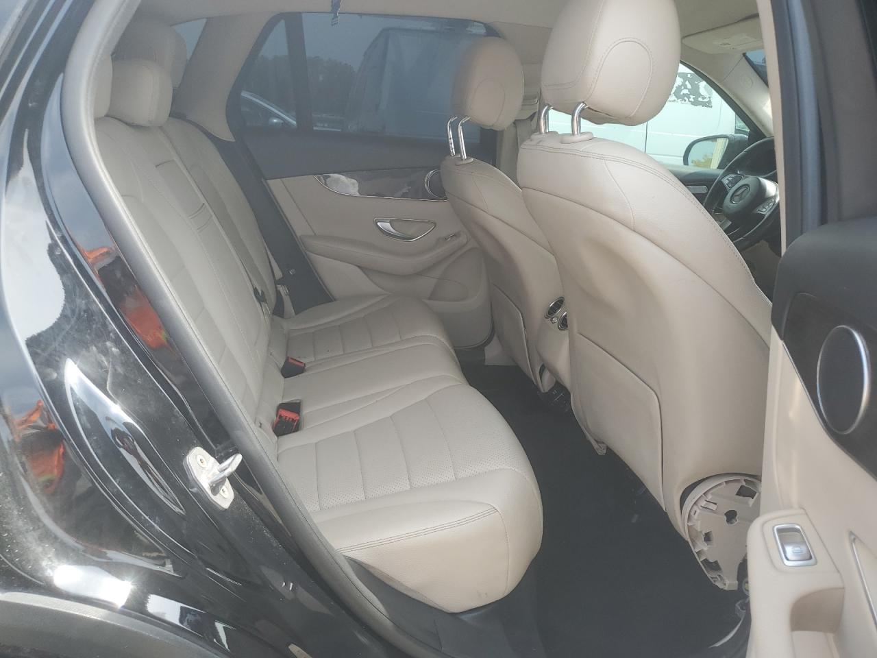 2016 Mercedes-Benz Glc 300 VIN: WDC0G4JB4GF080178 Lot: 72048395