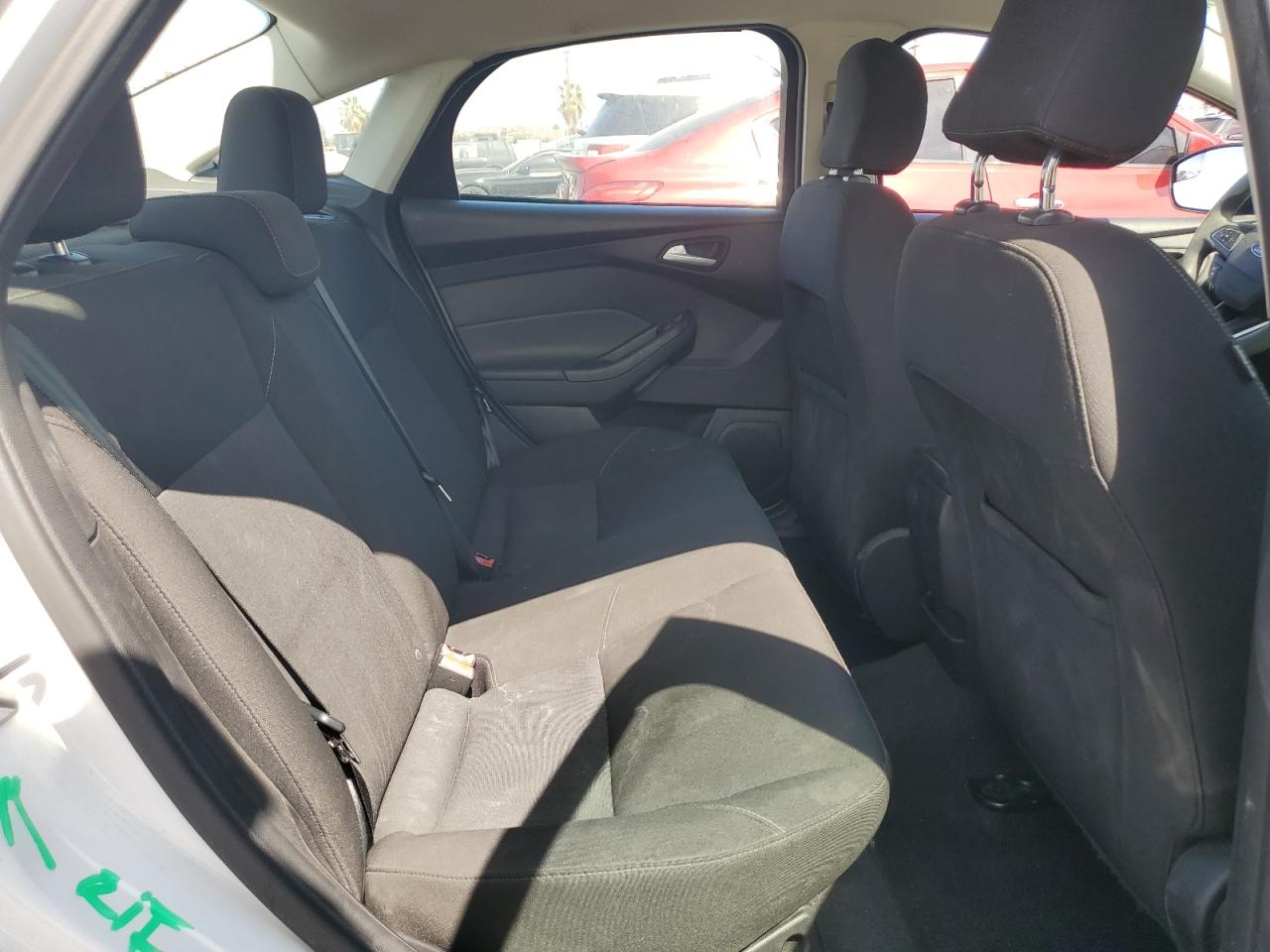 2015 Ford Focus Se VIN: 1FADP3F29FL207121 Lot: 80831575