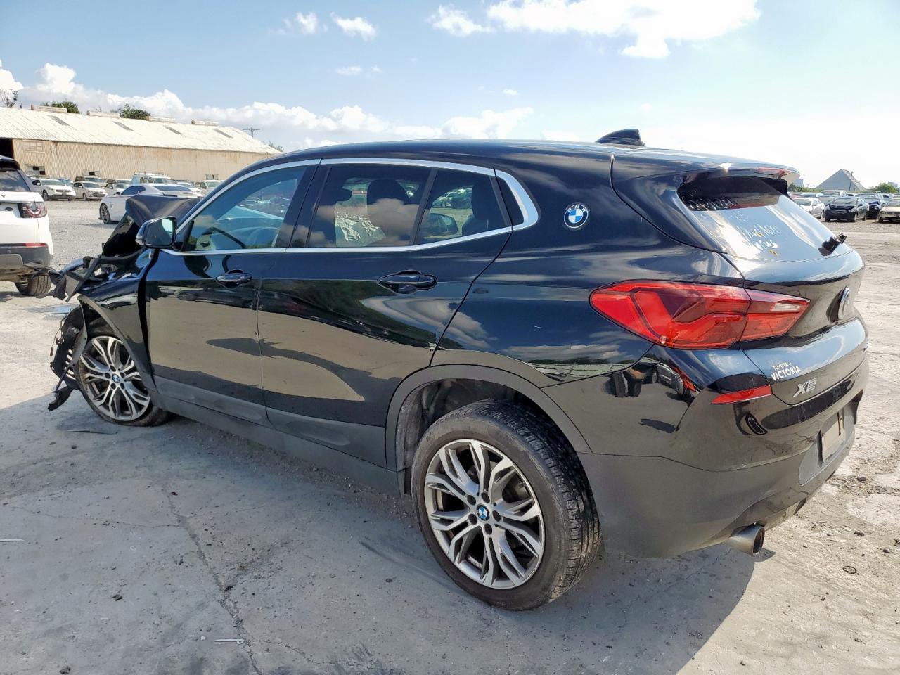 Фото: WBXYJ5C33JEF74086