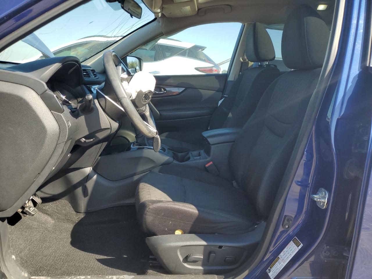 2017 Nissan Rogue S VIN: 5N1AT2MT9HC830381 Lot: 84774305