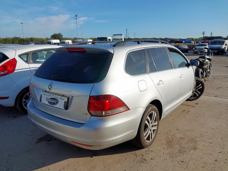 2013 VOLKSWAGEN GOLF SE TDI S-A 