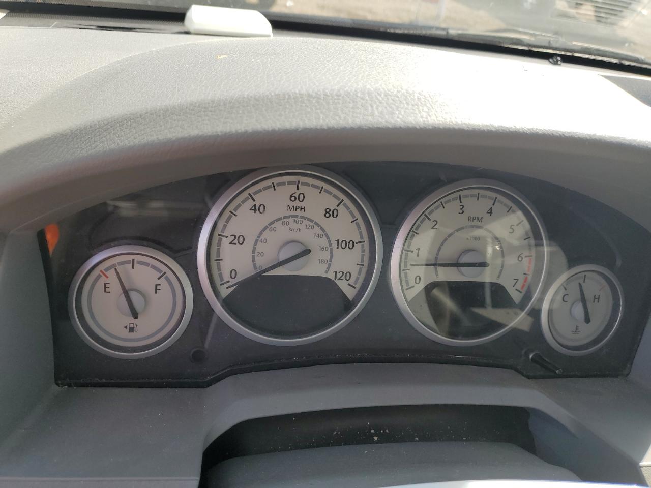 2008 Chrysler Town & Country Lx VIN: 2A8HR44HX8R665532 Lot: 81726655