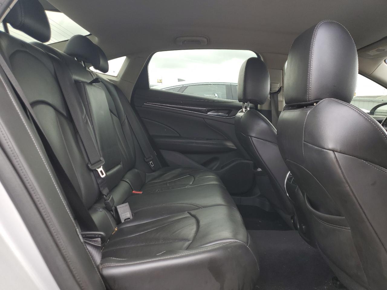 2018 Buick Lacrosse Essence VIN: 1G4ZP5SZ6JU122895 Lot: 84054665