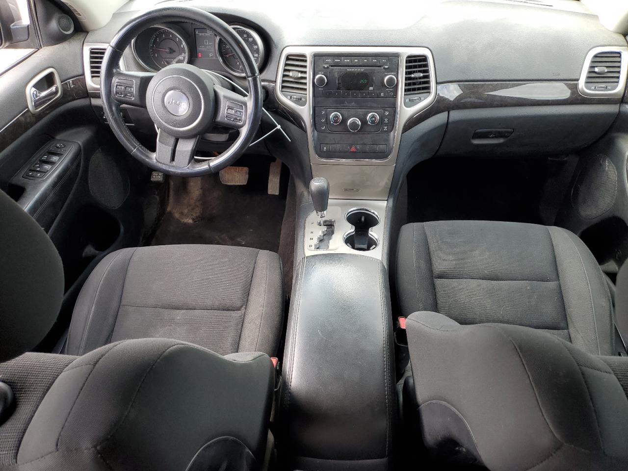 2013 Jeep Grand Cherokee Laredo VIN: 1C4RJFAG2DC593674 Lot: 82121195