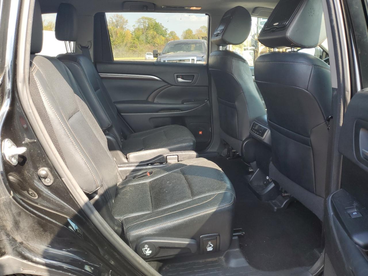 2015 Toyota Highlander Limited VIN: 5TDDKRFHXFS175553 Lot: 81015475